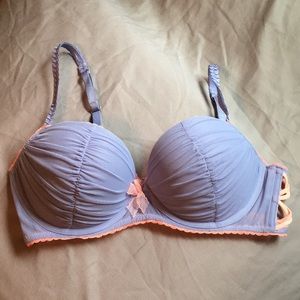 Victoria’s Secret dream angels uplift demi bra